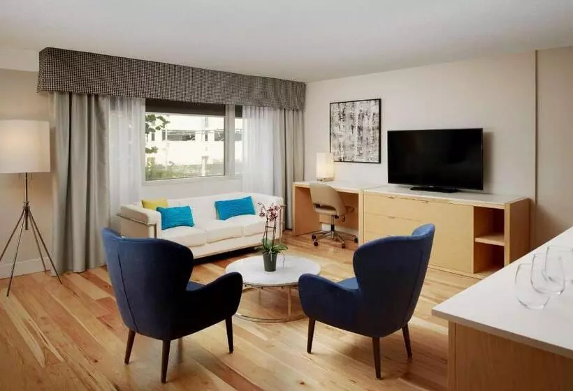 Standard-studio King-vuode, Radisson Blu Toronto Downtown