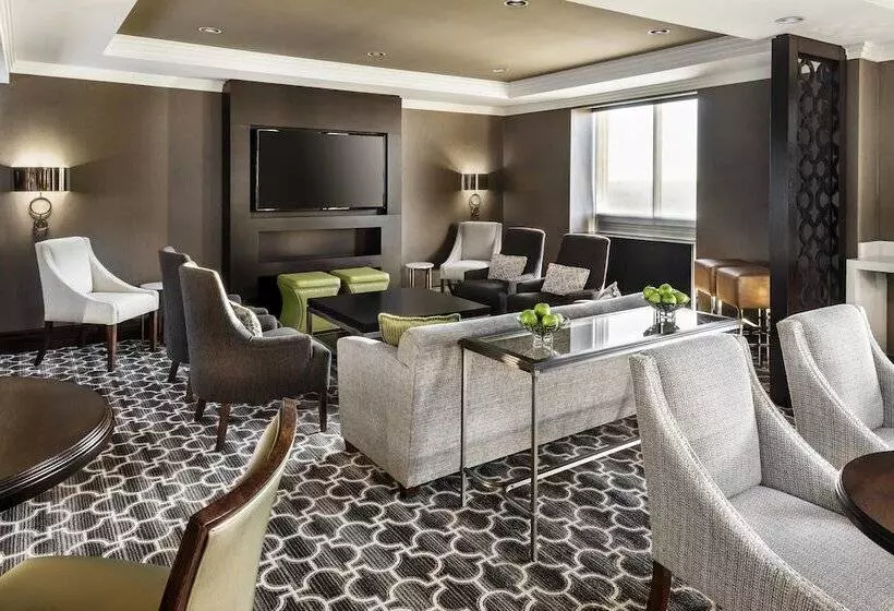 اتاق کلاب, Sheraton Toronto Airport Hotel & Conference Centre