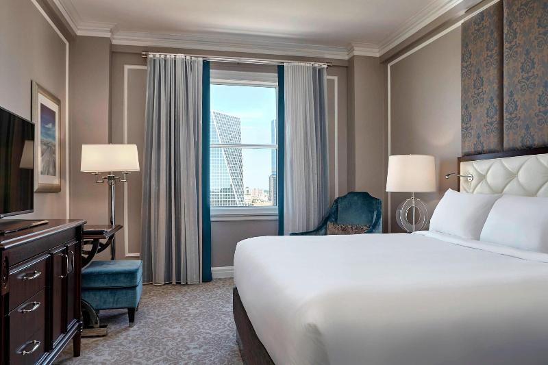 キングサイズベッドのスタンダードルーム, The Hotel Saskatchewan, Autograph Collection