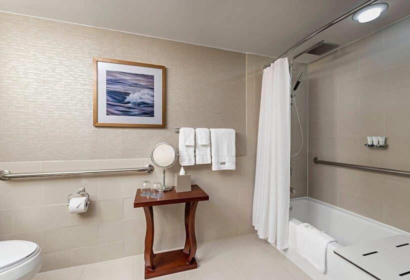 클래식 룸 더블 침대, The Westin Toronto Airport