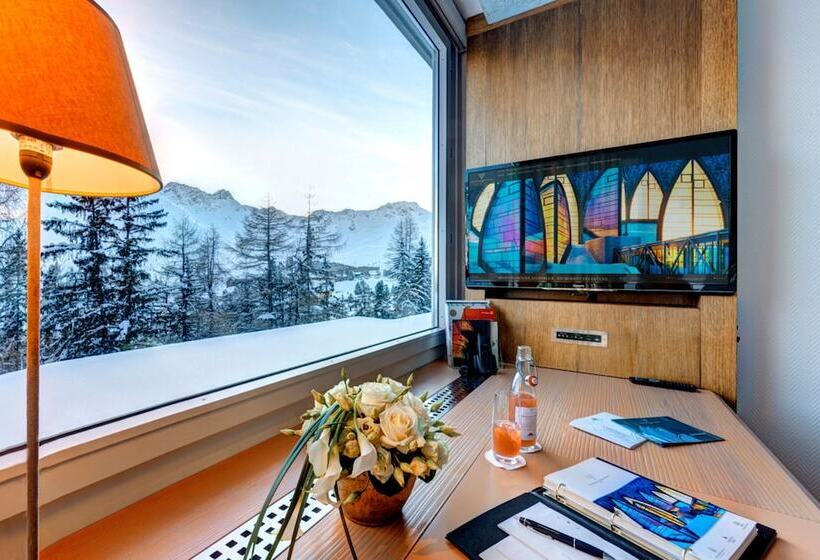 Номер Deluxe, Tschuggen Grand Hotel   The Leading Hotels Of The World