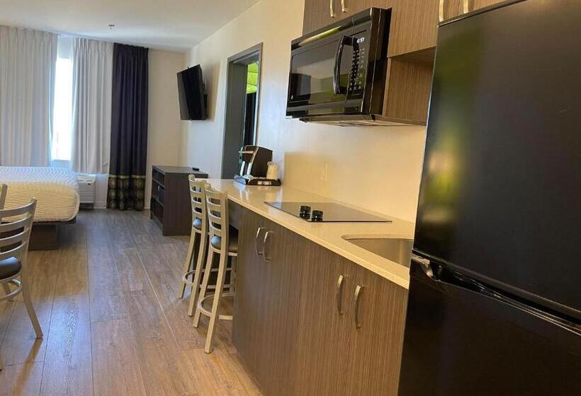 1ベッドルームアパートメント, Super 8 By Wyndham Winnipeg East Mb