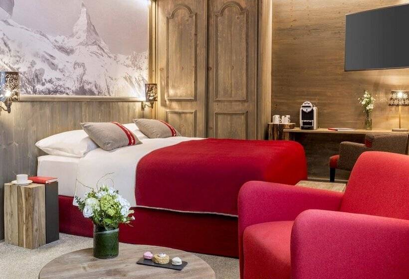 Executive Triple, Edelweiss Manotel