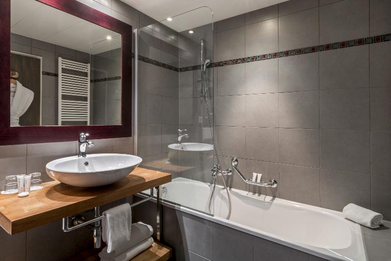 غرفة قياسية, Edelweiss Manotel