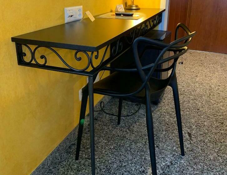 اتاق استاندارد, &hostel Montarina