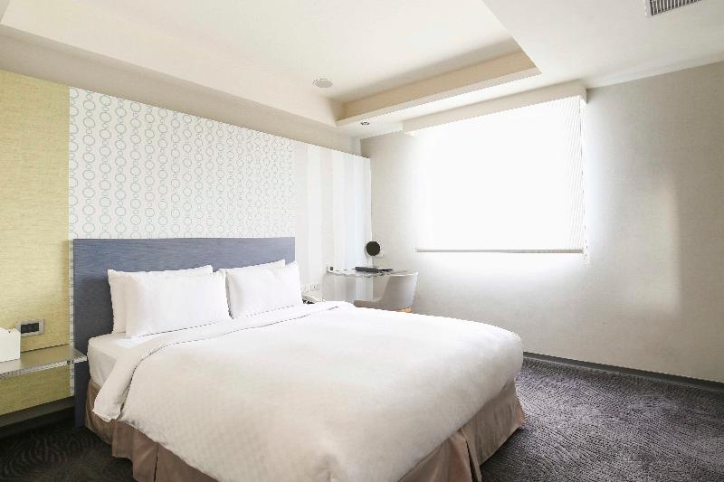 غرفة ديلوكس, Adula