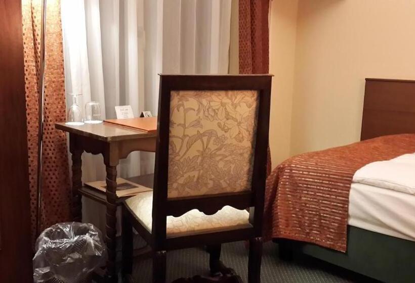 חדר אקונומי יחיד, Athmos