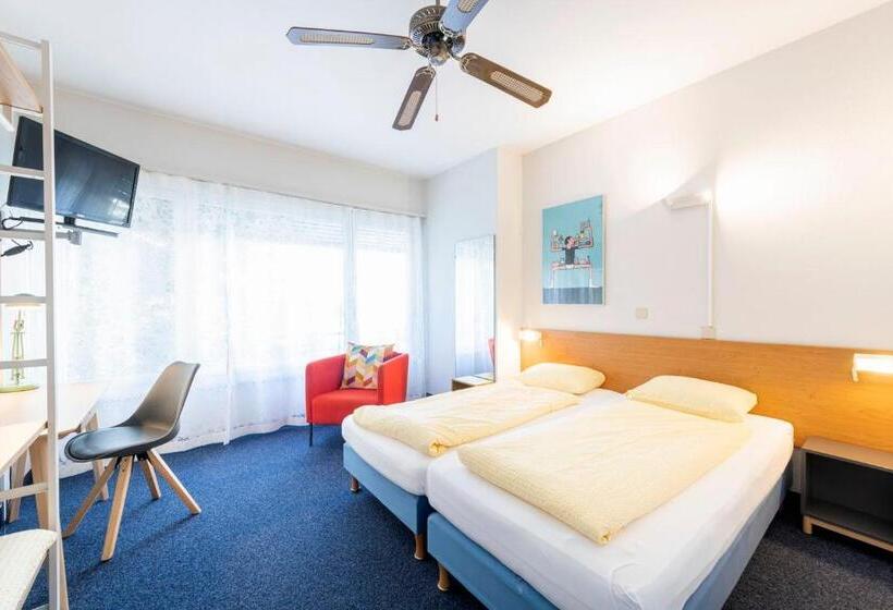 Standardrum, Atlantico Self Check In