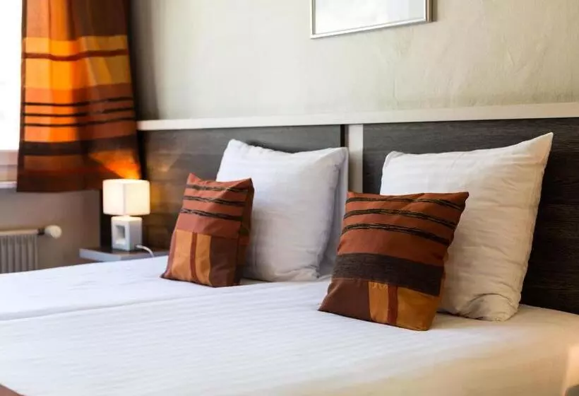 Quarto standard, Castel