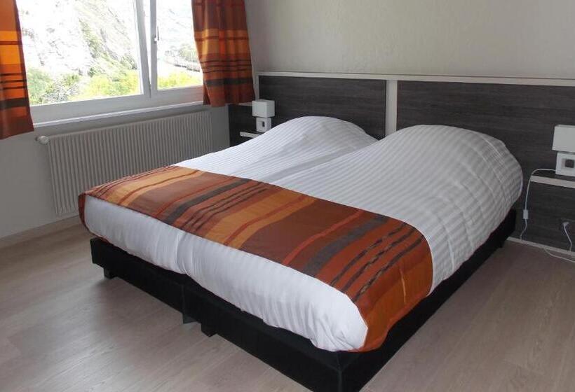 Номер Стандарт, Castel