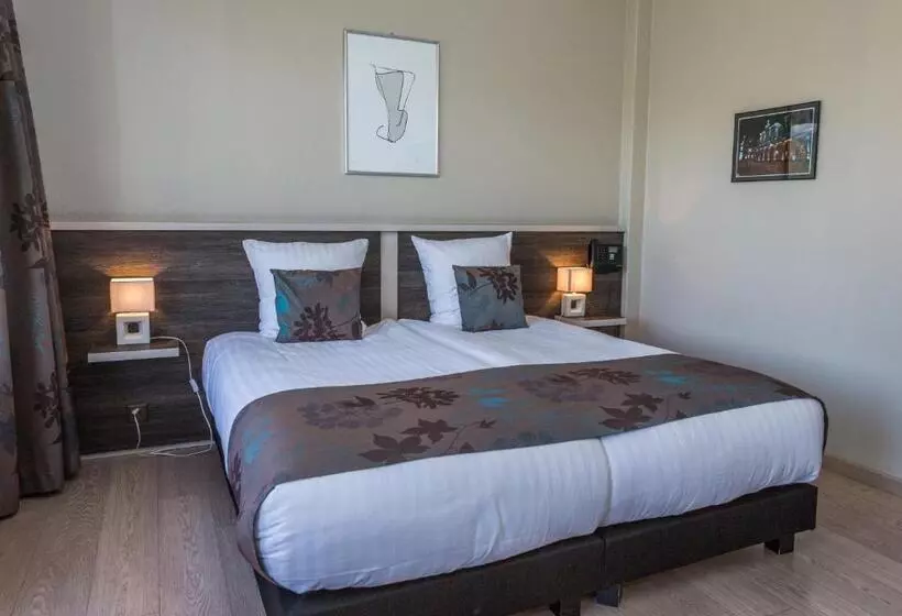 Suite Junior, Castel