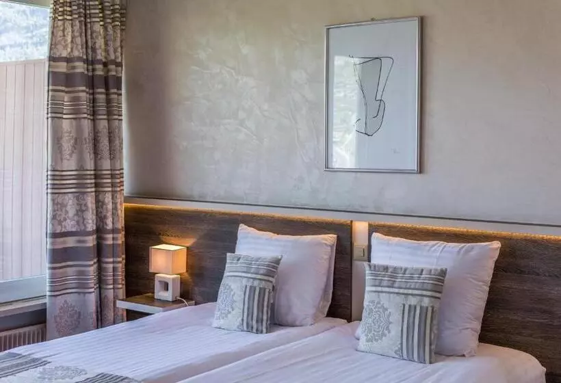 Suite Junior, Castel