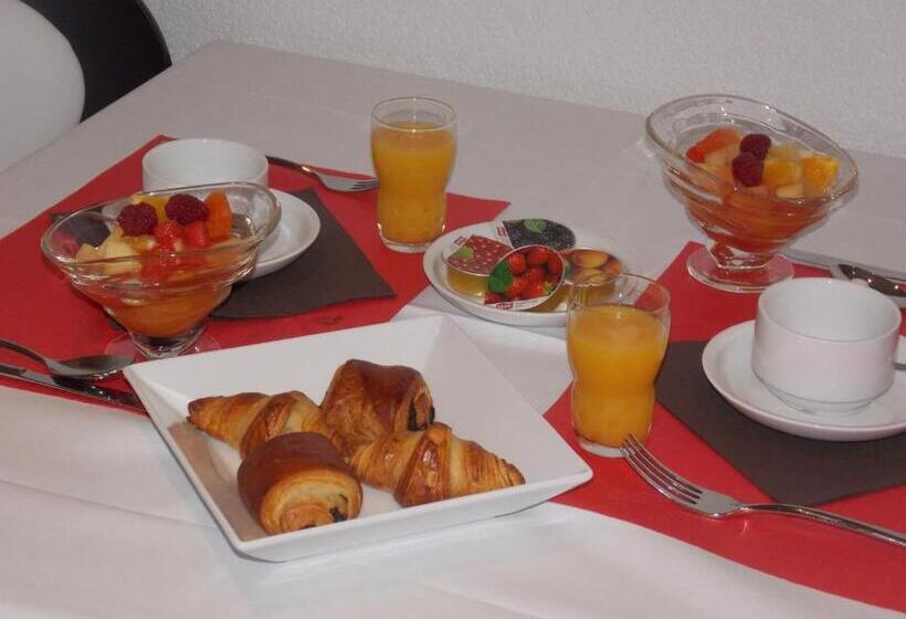 Номер Superior, Castel