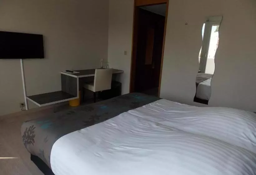Quarto superior, Castel
