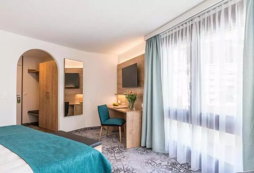 اتاق سوپریور با بالکن, Central Sporthotel Davos