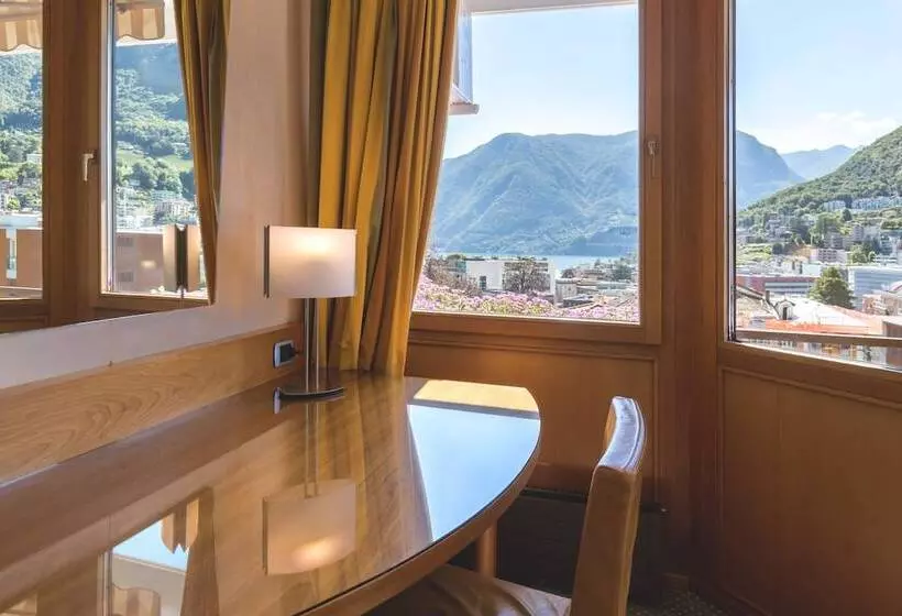 Suite with lake view, Delfino Lugano