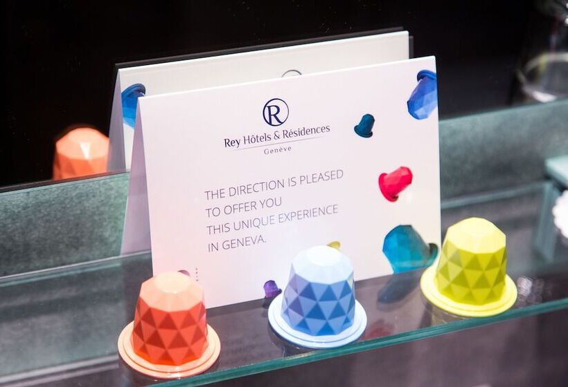 اتاق اجرایی, Drake Longchamp