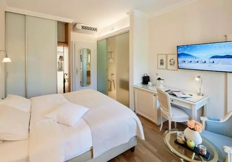 Comfort Room, Eden Spiez