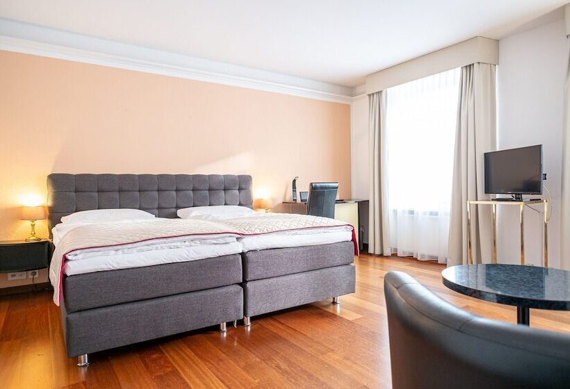 חדר סטנדרט, Europe