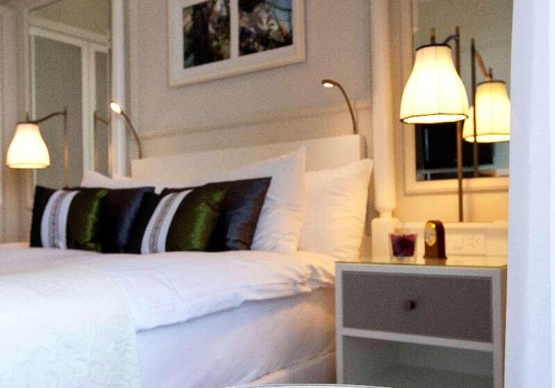 Номер Стандарт Вид на Озеро, Fairmont Le Montreux Palace