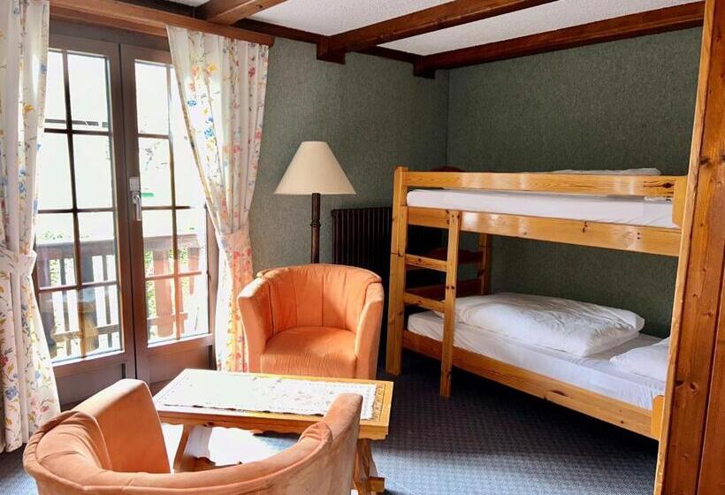 四人标准间, B & B Hôtel Aux Mille Etoiles