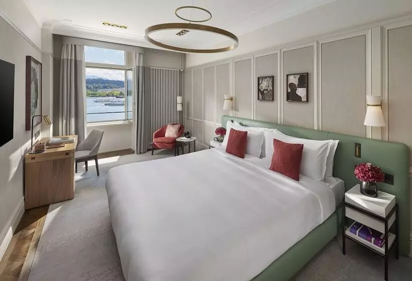 Superior room with lake view, Mandarin Oriental Palace, Luzern