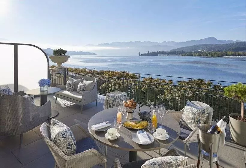 Suite with lake view, Mandarin Oriental Palace, Luzern