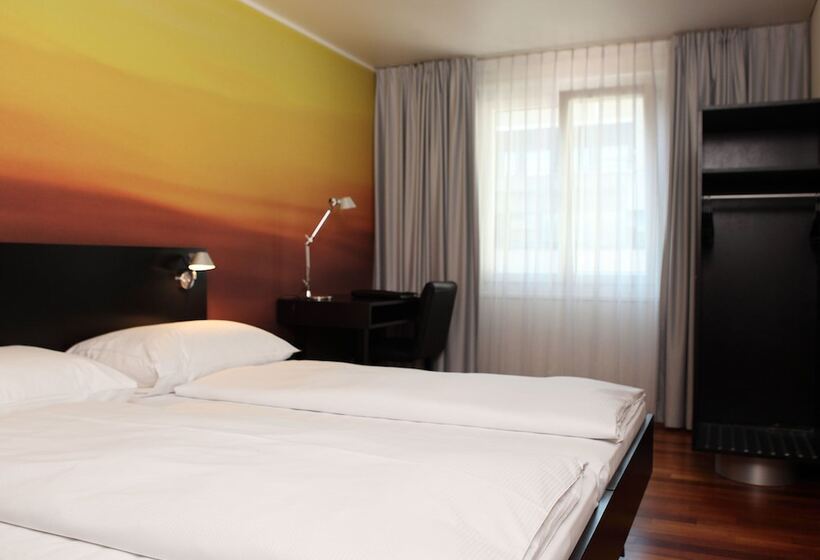 コンフォートルーム, Montana Zurich