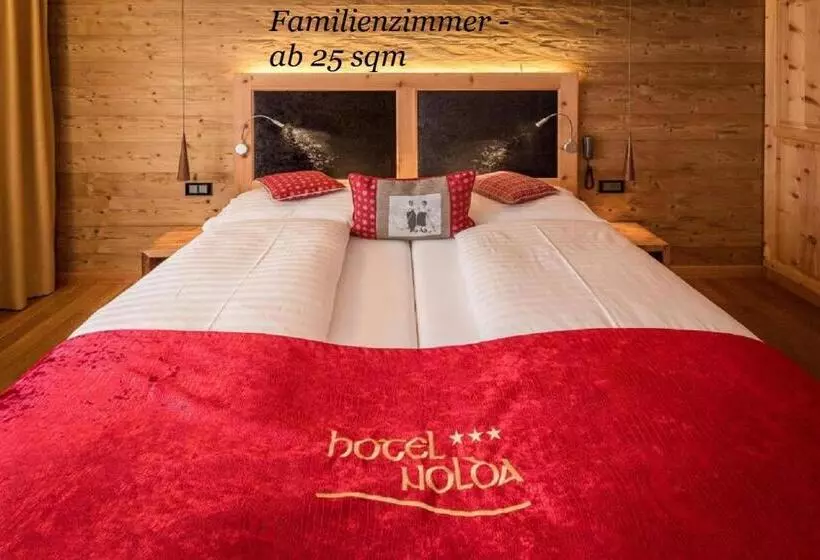 Cameră Familiară, Nolda