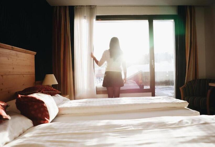 חדר דלוקס, Nolda