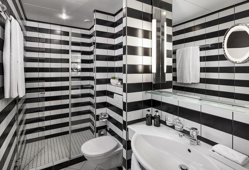 Quarto superior, Opera Hotel Zürich