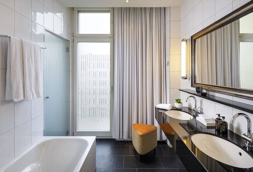 Quarto deluxe, Opera Hotel Zürich