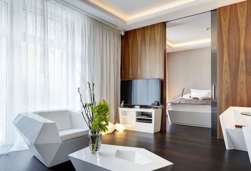 סוויטה נוף להרים, Park Hotel Vitznau