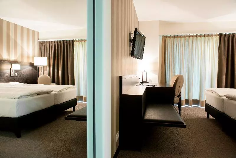 Family Room, Park Hotel Winterthur