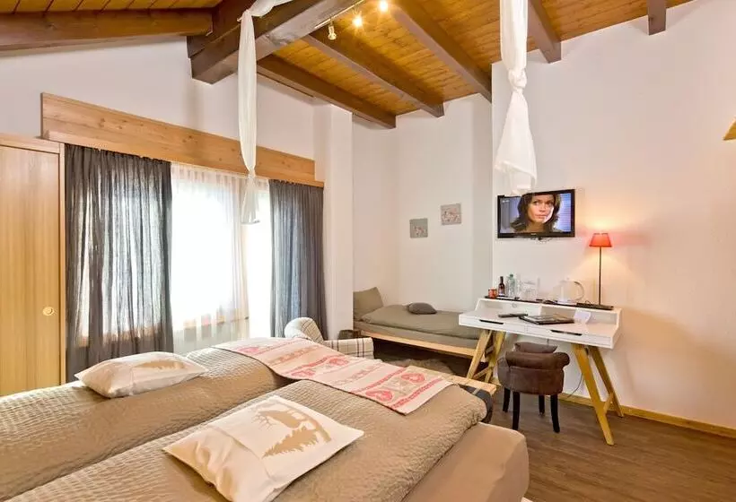 Premium room w/ mountain view, Restaurant Bürchnerhof