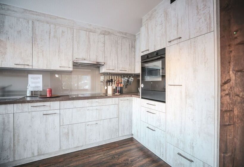 דירת חדר, Restaurant Bürchnerhof