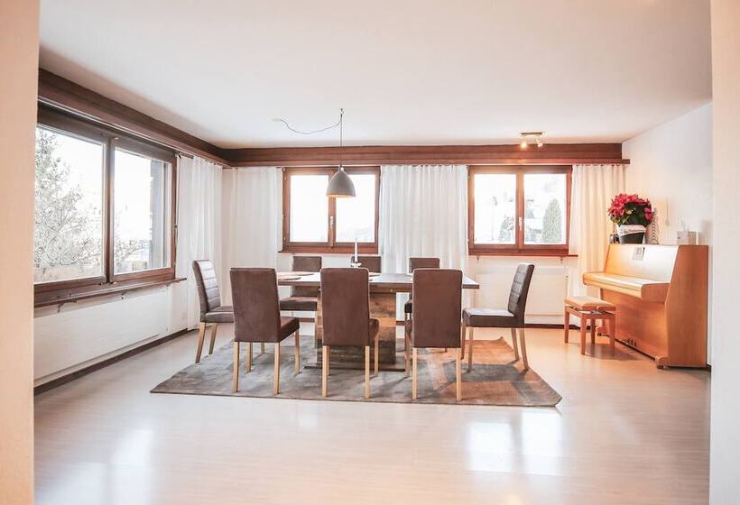 דירת חדר, Restaurant Bürchnerhof