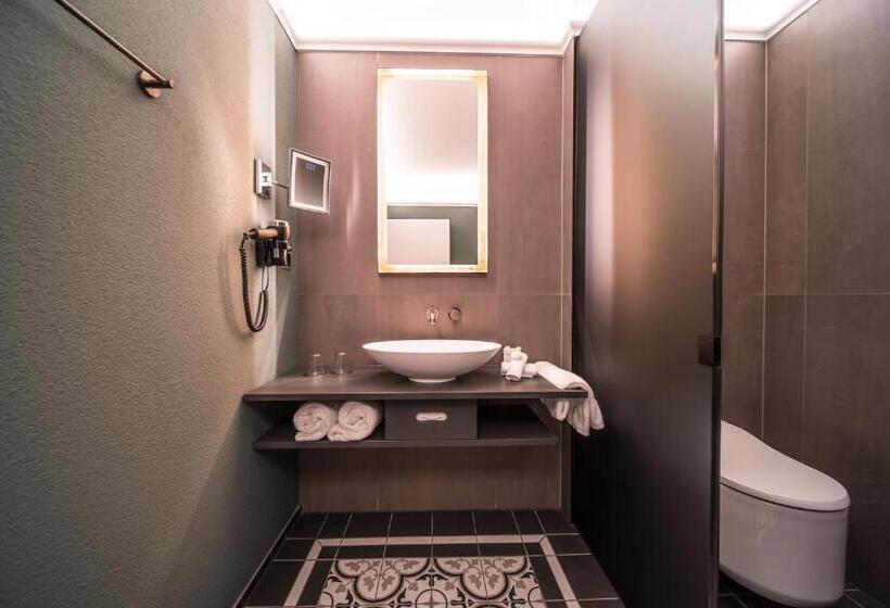 高级客房, Royal St Georges Interlaken Mgallery Collection