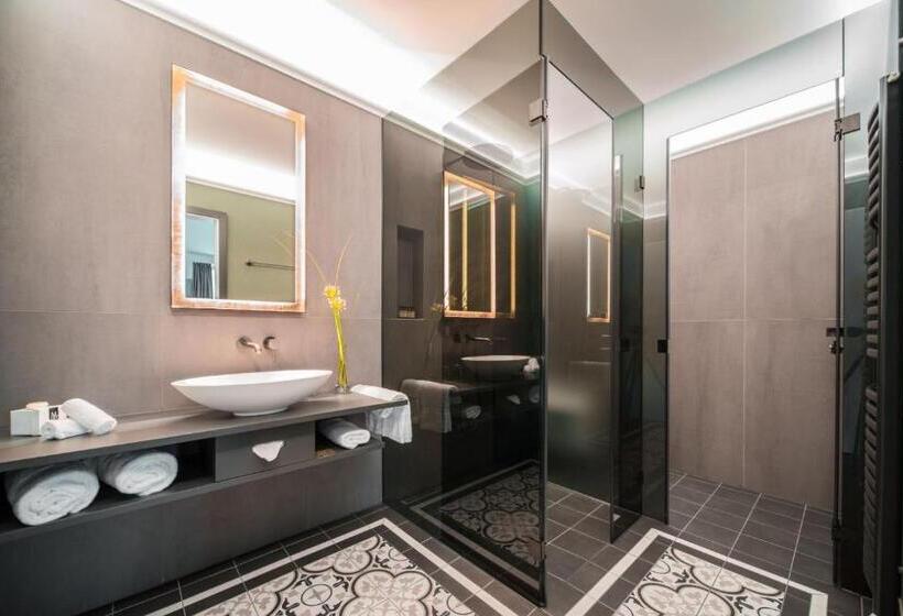 高级客房, Royal St Georges Interlaken Mgallery Collection