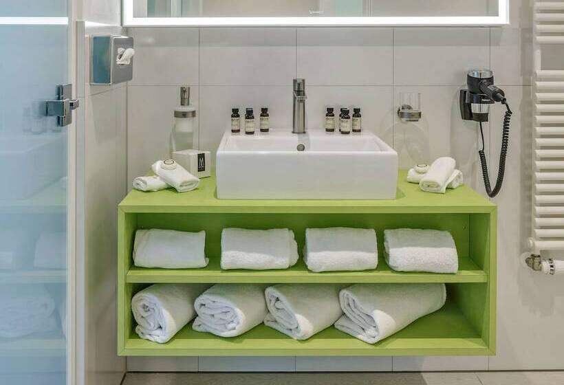 家庭工作室, Royal St Georges Interlaken Mgallery Collection