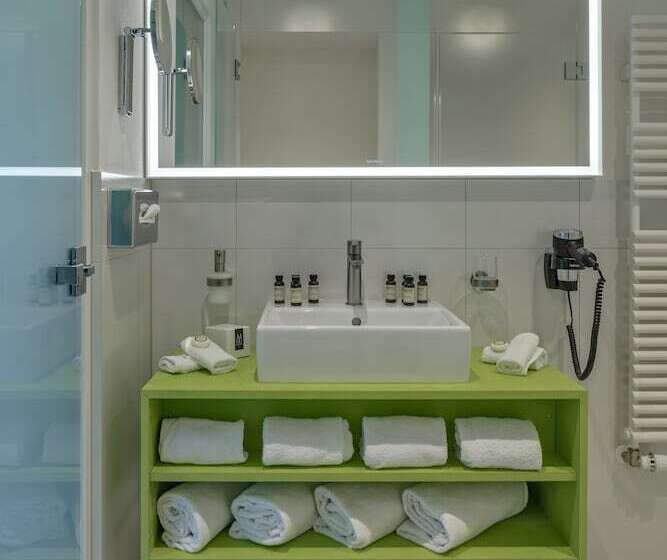 家庭公寓, Royal St Georges Interlaken Mgallery Collection