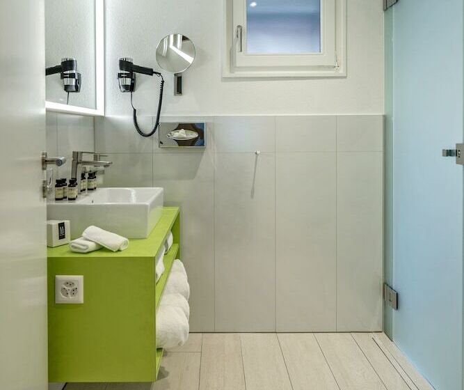 家庭公寓, Royal St Georges Interlaken Mgallery Collection