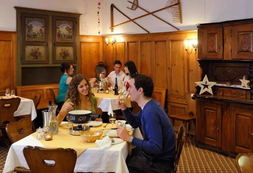 Quarto Familiar, Schweizerhof