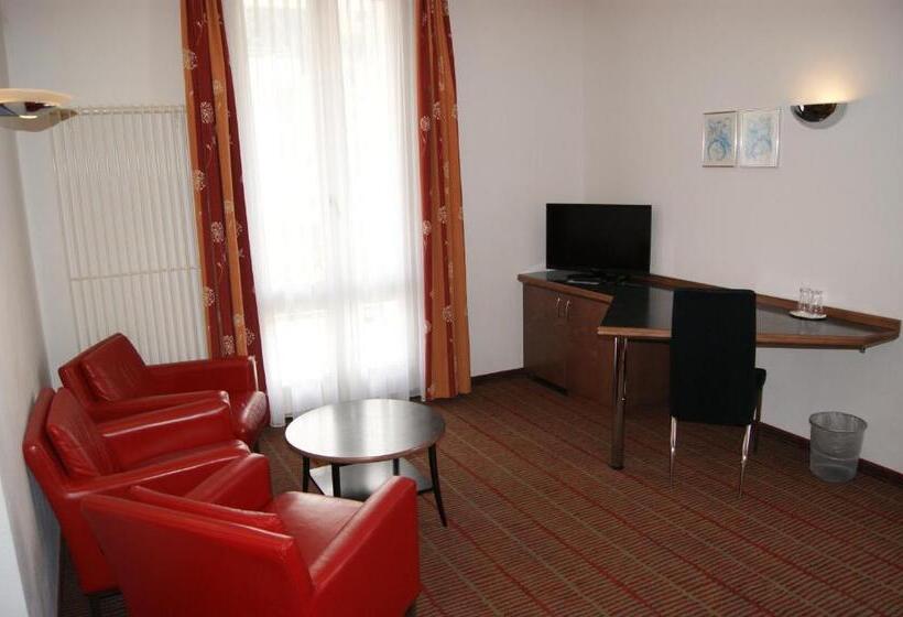 Семейный Номер, Schweizerhof