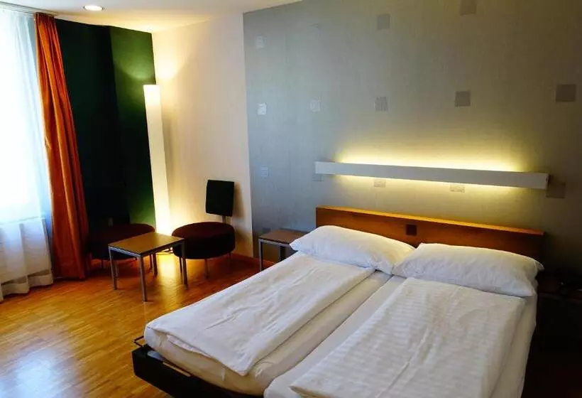 Quarto Economy, Schweizerhof