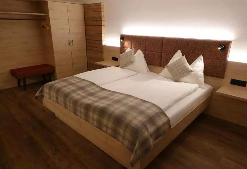 Quarto Familiar Deluxe, Schweizerhof