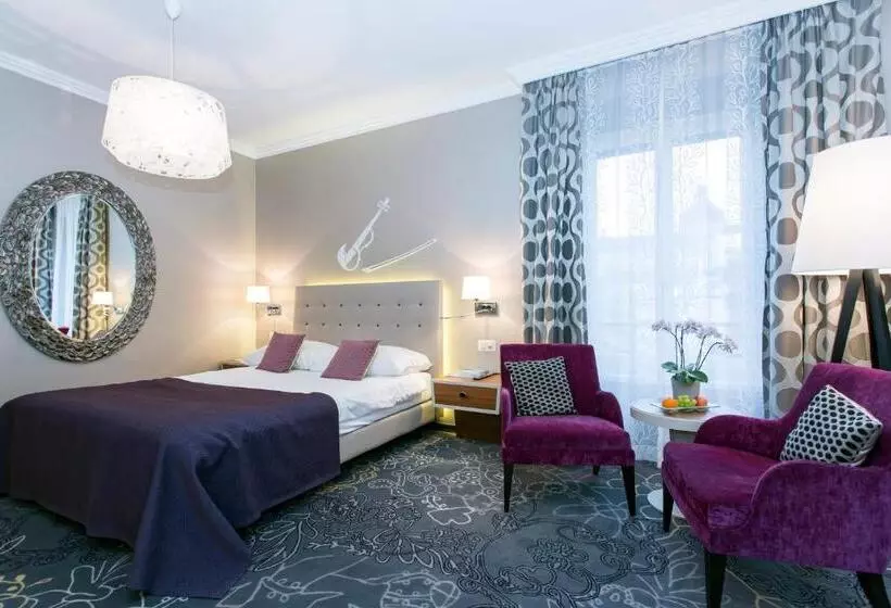 Habitació Estàndard Vista Ciutat, Schweizerhof Luzern