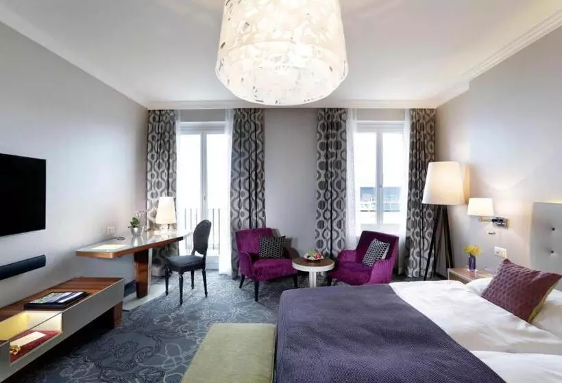 Habitació Deluxe Vista Llac, Schweizerhof Luzern
