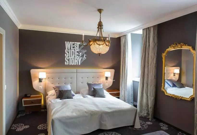 Suit Deluxe, Schweizerhof Luzern