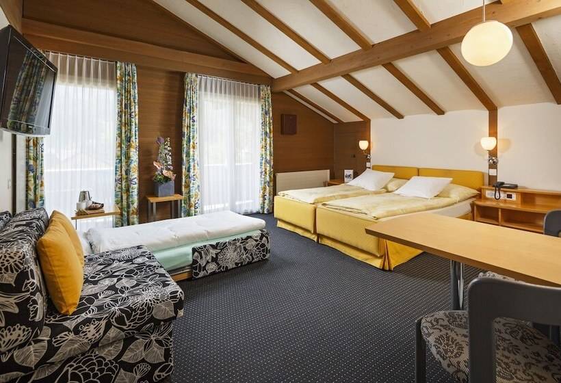 四人标准间, Stella Swiss Quality